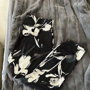All in Motion women’s leggings cropped